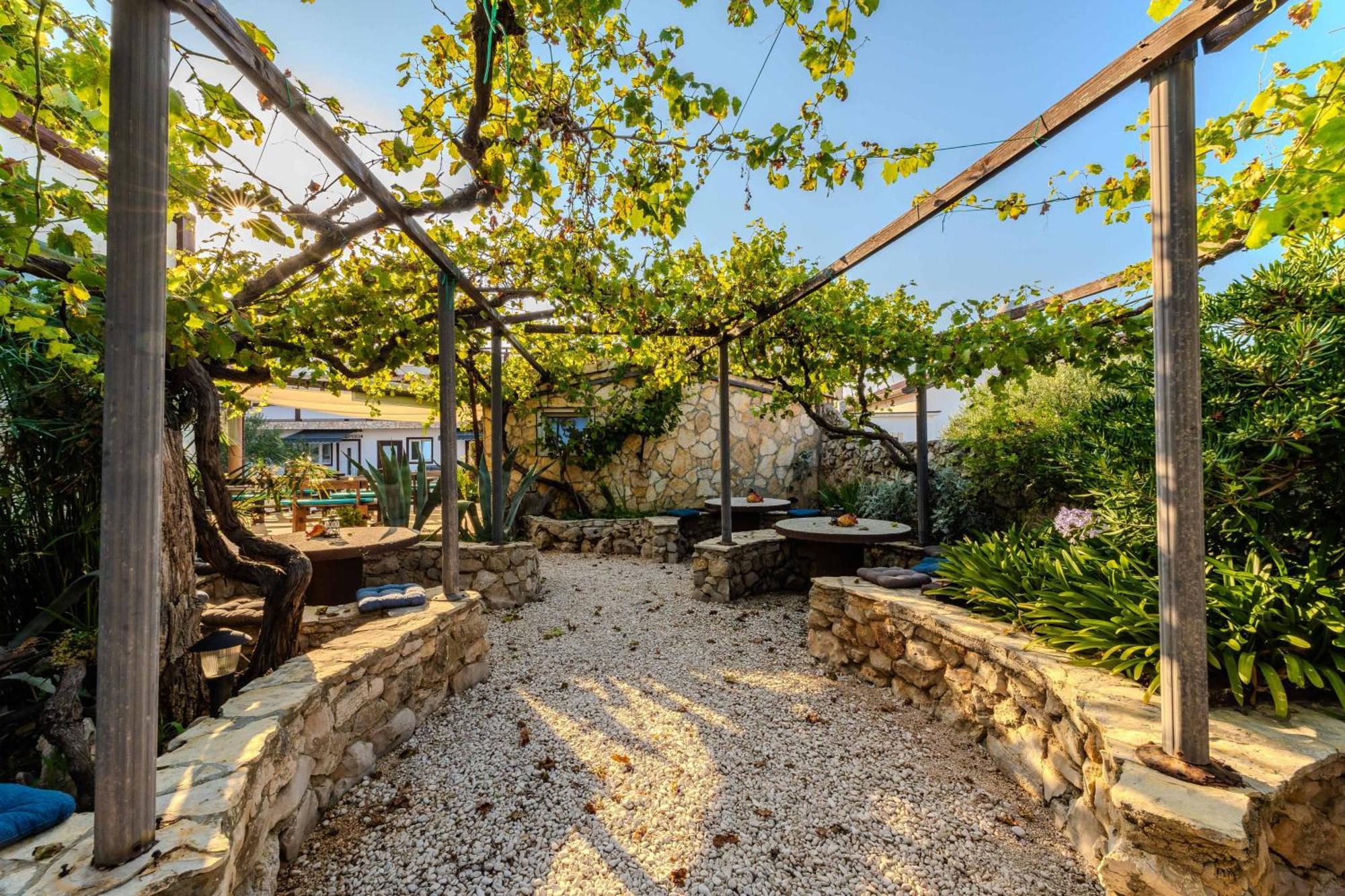 Guesthouse Kod Spavalice Vir Exteriér fotografie